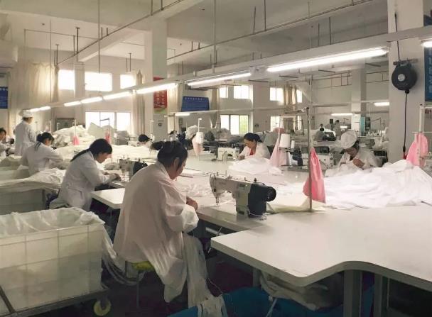中國家紡協會·2018床上用品專業委員會年會在桐城勝利召開